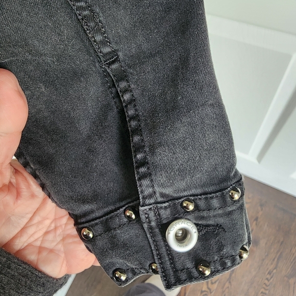 Grace in LA Stunning Black Denim Jacket Embellished with Lace and Embroidery Med - Picture 6 of 12